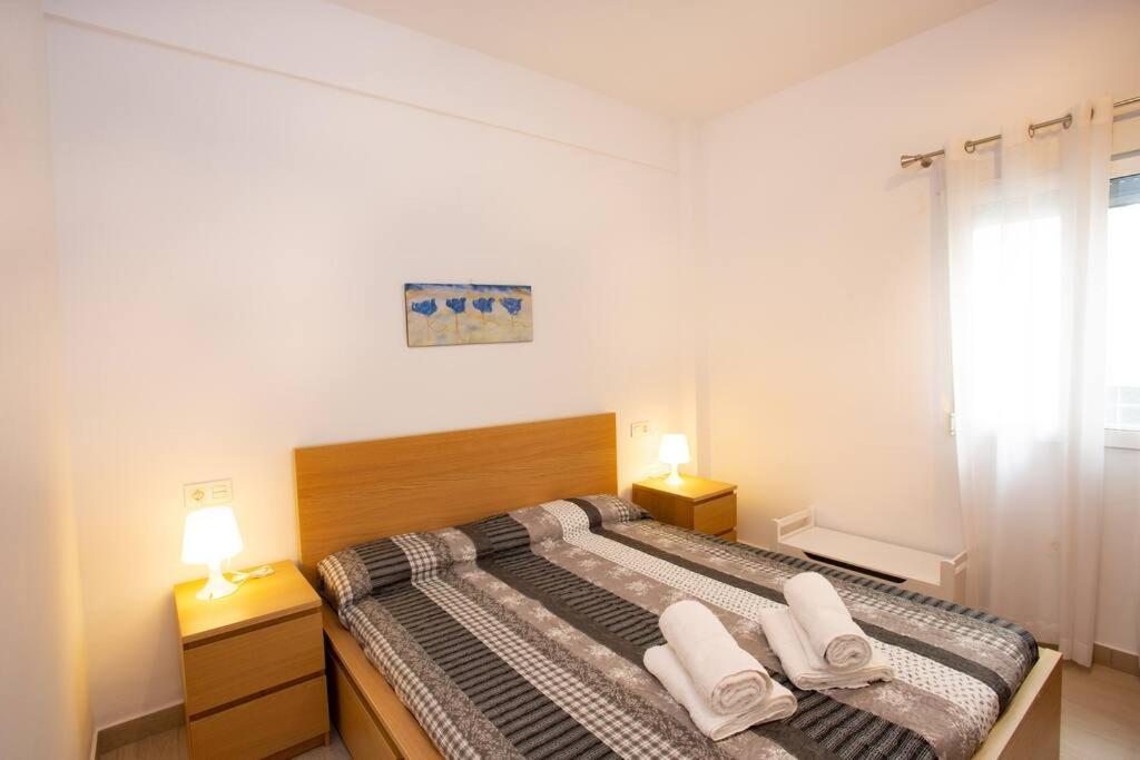 Acogerdor apartmento para 5 personas en el centro de Moraira Exterior foto