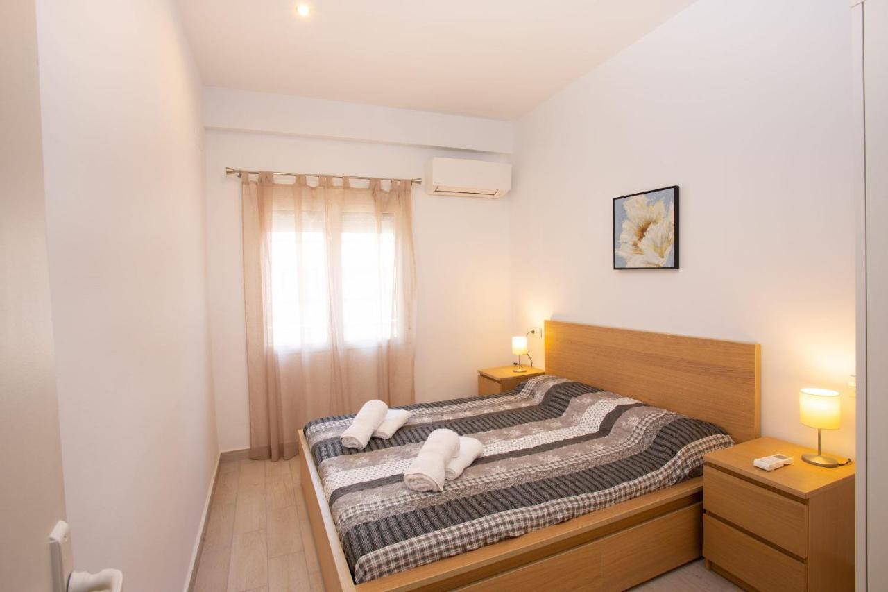 Acogerdor apartmento para 5 personas en el centro de Moraira Exterior foto